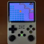 R36S Retro Handheld Game Console – 20,000+ Games, 3.5" IPS Screen, 64GB/128GB photo review