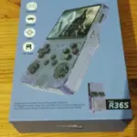 R36S Retro Handheld Game Console – 20,000+ Games, 3.5" IPS Screen, 64GB/128GB photo review