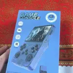 R36S Retro Handheld Game Console – 20,000+ Games, 3.5" IPS Screen, 64GB/128GB photo review