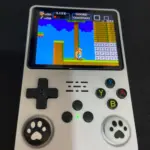 R36S Retro Handheld Game Console – 20,000+ Games, 3.5" IPS Screen, 64GB/128GB photo review