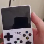 R36S Retro Handheld Game Console – 20,000+ Games, 3.5" IPS Screen, 64GB/128GB photo review