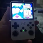 R36S Retro Handheld Game Console – 20,000+ Games, 3.5" IPS Screen, 64GB/128GB photo review