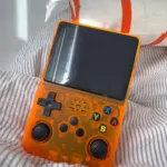 R36S Retro Handheld Game Console – 20,000+ Games, 3.5" IPS Screen, 64GB/128GB photo review