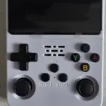 R36S Retro Handheld Game Console – 20,000+ Games, 3.5" IPS Screen, 64GB/128GB photo review
