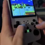 R36S Retro Handheld Game Console – 20,000+ Games, 3.5" IPS Screen, 64GB/128GB photo review