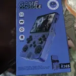 R36S Retro Handheld Game Console – 20,000+ Games, 3.5" IPS Screen, 64GB/128GB photo review