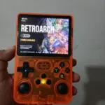 R36S Retro Handheld Game Console – 20,000+ Games, 3.5" IPS Screen, 64GB/128GB photo review