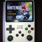 R36S Retro Handheld Game Console – 20,000+ Games, 3.5" IPS Screen, 64GB/128GB photo review