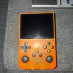 R36S Retro Handheld Game Console – 20,000+ Games, 3.5" IPS Screen, 64GB/128GB photo review