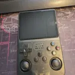 R36S Retro Handheld Game Console – 20,000+ Games, 3.5" IPS Screen, 64GB/128GB photo review