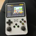 R36S Retro Handheld Game Console – 20,000+ Games, 3.5" IPS Screen, 64GB/128GB photo review