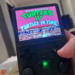 R36S Retro Handheld Game Console – 20,000+ Games, 3.5" IPS Screen, 64GB/128GB photo review