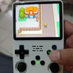 R36S Retro Handheld Game Console – 20,000+ Games, 3.5" IPS Screen, 64GB/128GB photo review