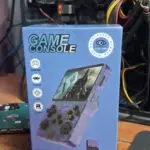 R36S Retro Handheld Game Console – 20,000+ Games, 3.5" IPS Screen, 64GB/128GB photo review