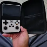 R36S Retro Handheld Game Console – 20,000+ Games, 3.5" IPS Screen, 64GB/128GB photo review