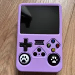 R36S Retro Handheld Game Console – 20,000+ Games, 3.5" IPS Screen, 64GB/128GB photo review