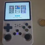 R36S Retro Handheld Game Console – 20,000+ Games, 3.5" IPS Screen, 64GB/128GB photo review