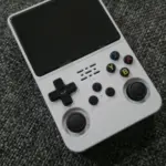 R36S Retro Handheld Game Console – 20,000+ Games, 3.5" IPS Screen, 64GB/128GB photo review